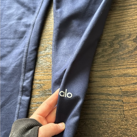 Alo Yoga Blue Leggings - Picture 2 of 3